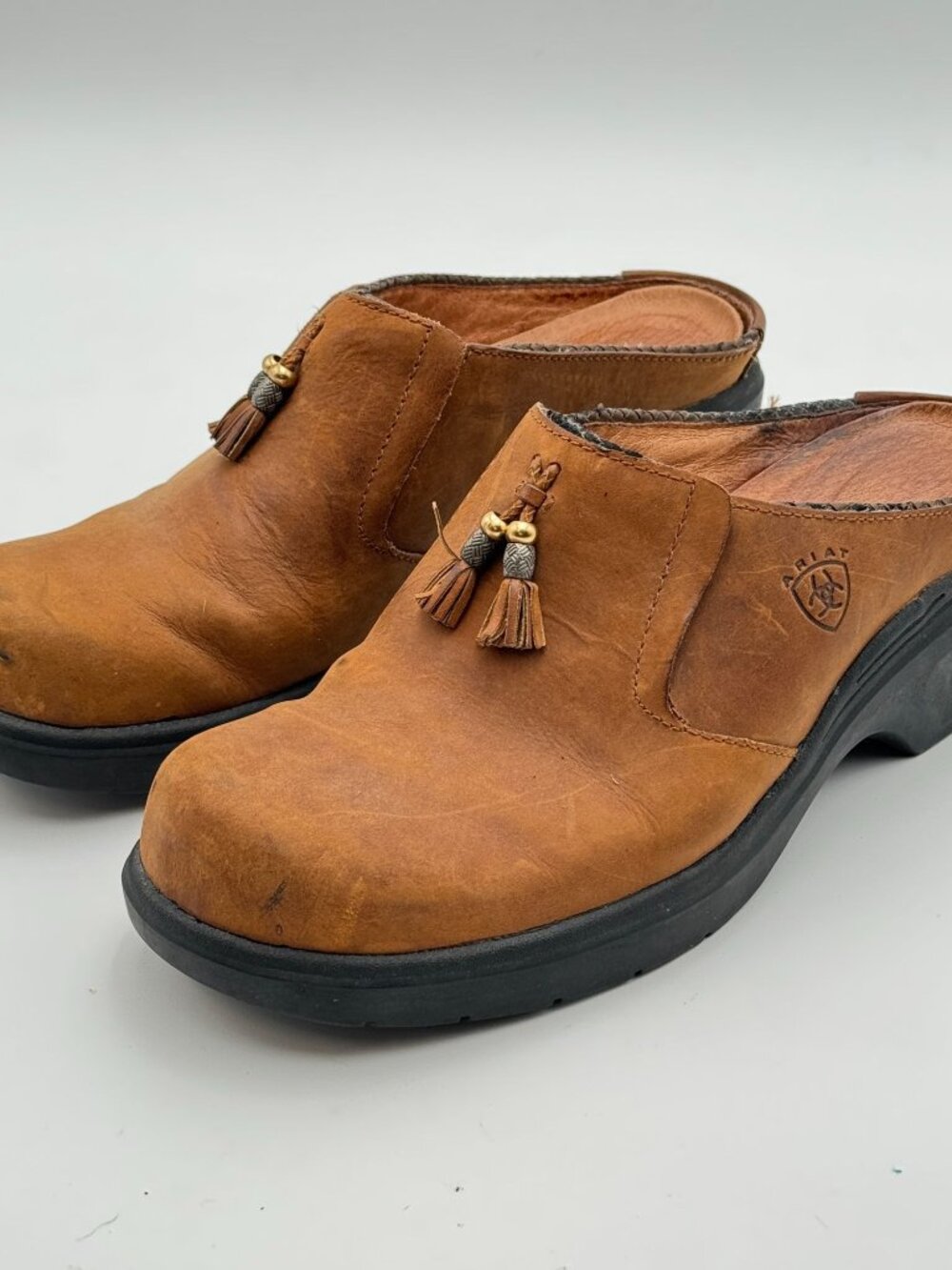 Ariat Mendocino Brown Leather Slip On Mules Sz 11B Tassel Clogs Western Cowgirl